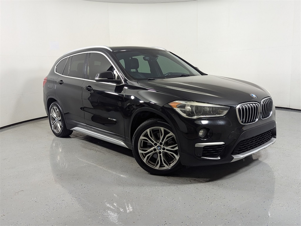 2017 BMW X1 xDrive28i 1