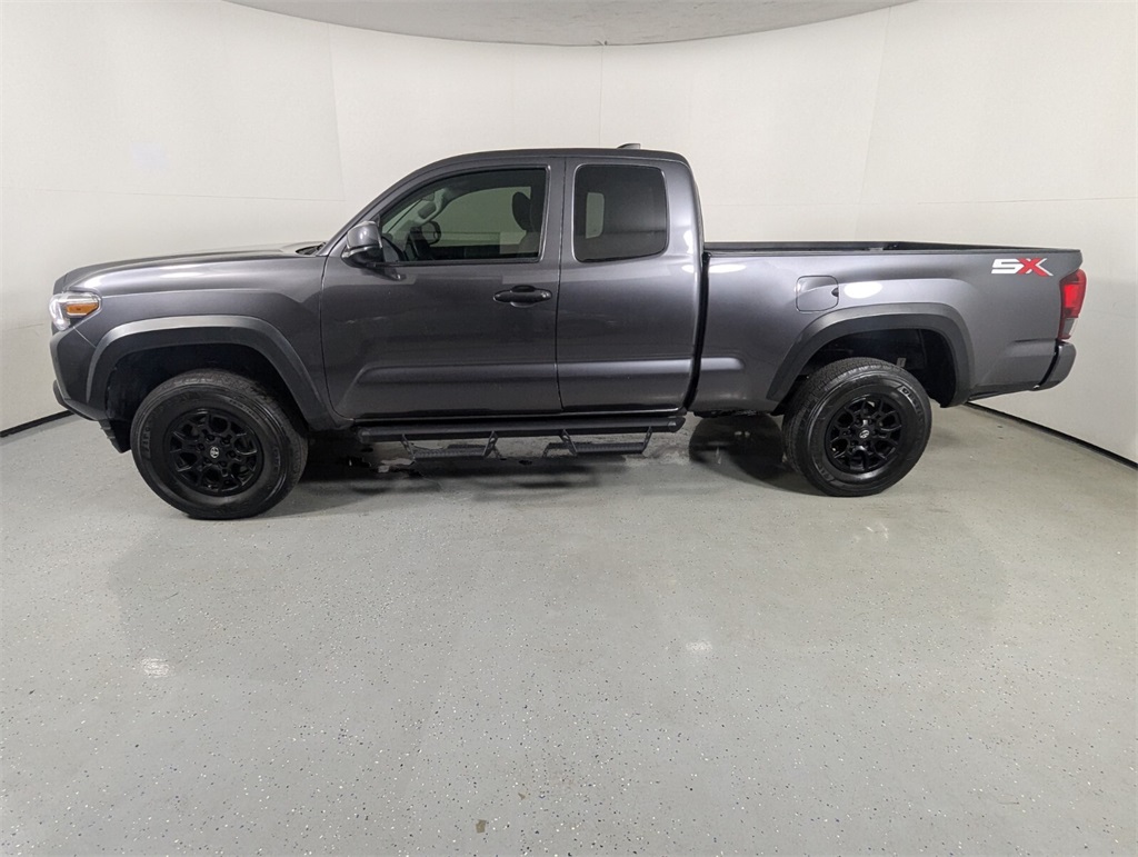 2022 Toyota Tacoma SR 4