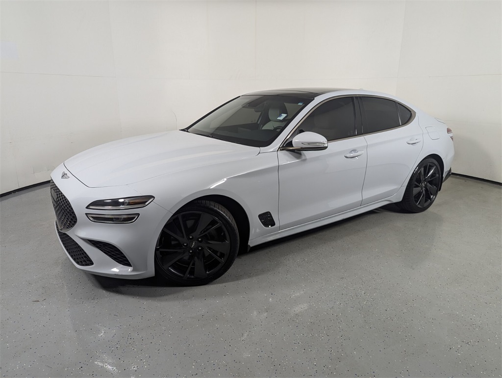 2023 Genesis G70 2.0T 3