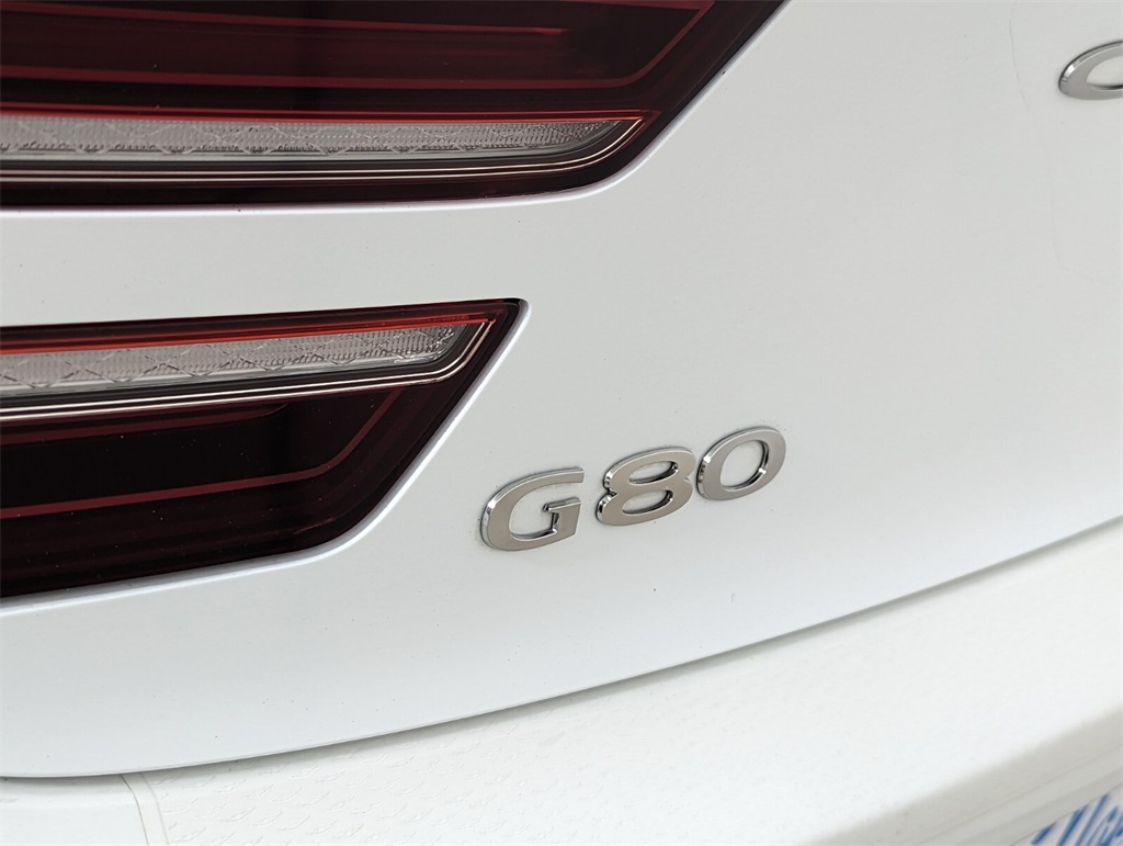 2022 Genesis G80 2.5T 8