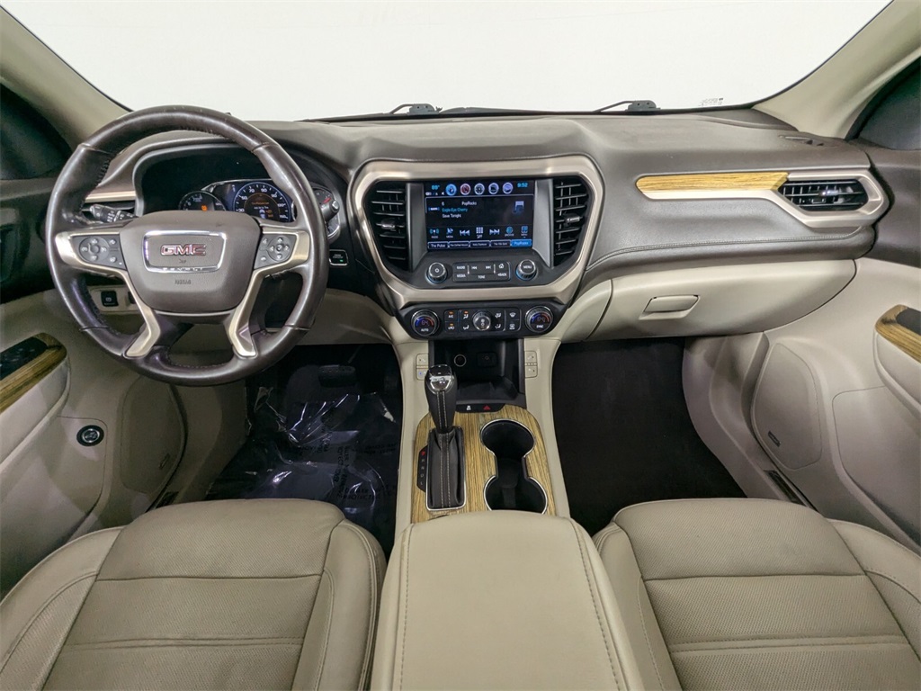 2019 GMC Acadia Denali 11