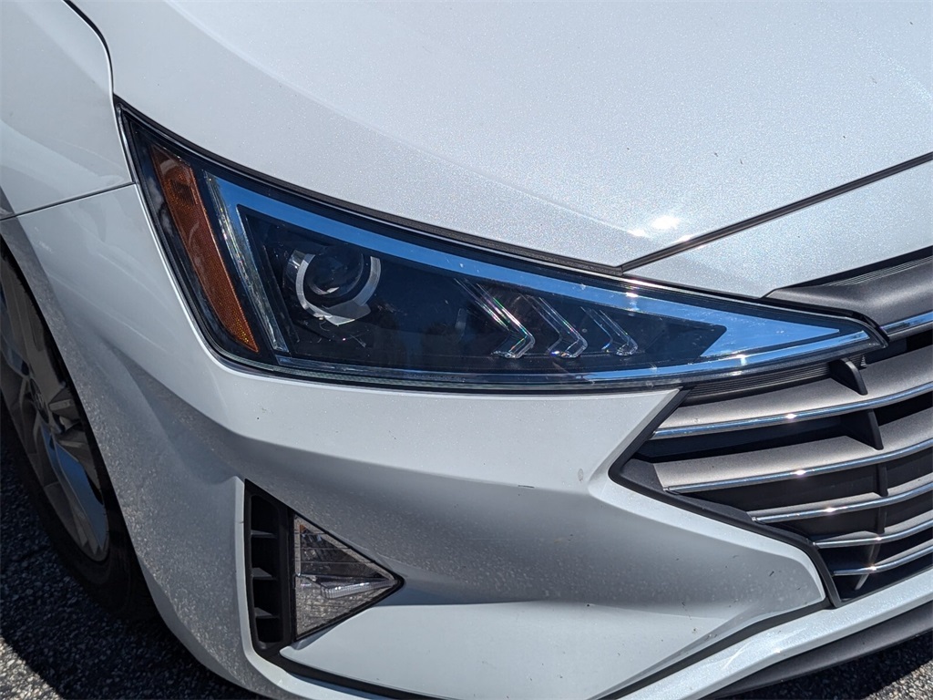 2020 Hyundai Elantra Value Edition 3