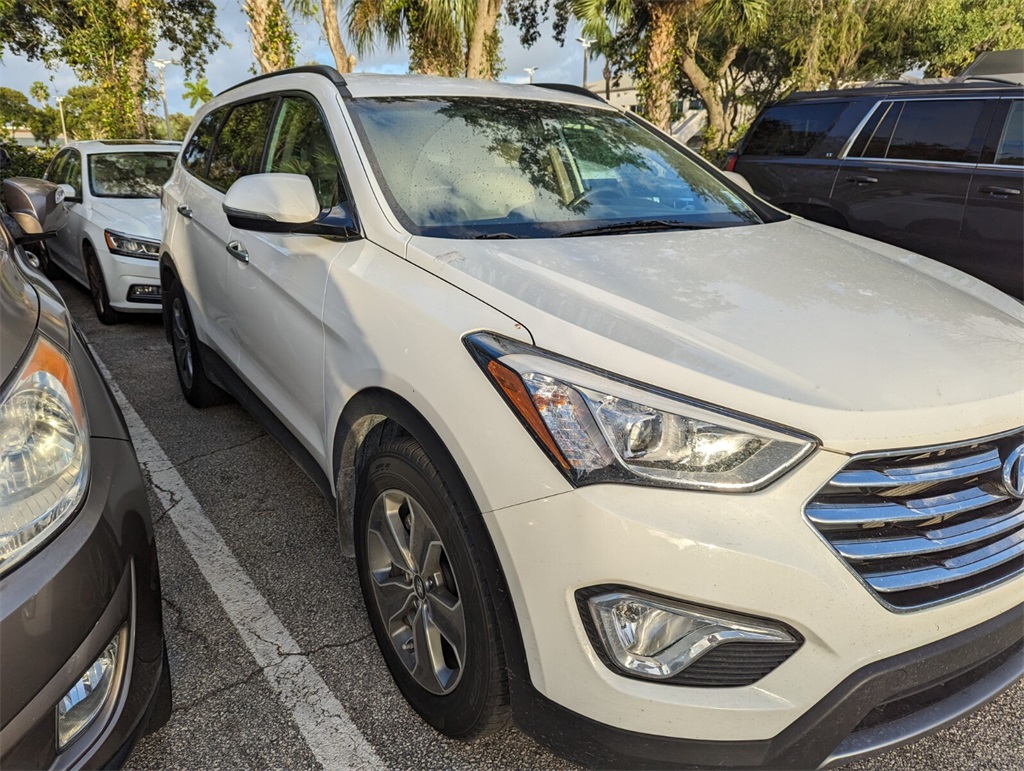 2014 Hyundai Santa Fe GLS 3