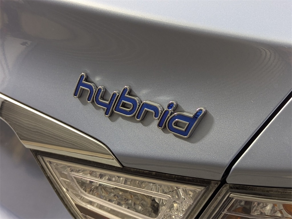 2014 Hyundai Sonata Hybrid Limited 7