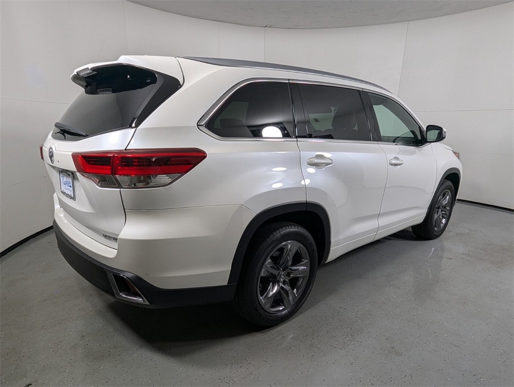 2017 Toyota Highlander Limited Platinum 6