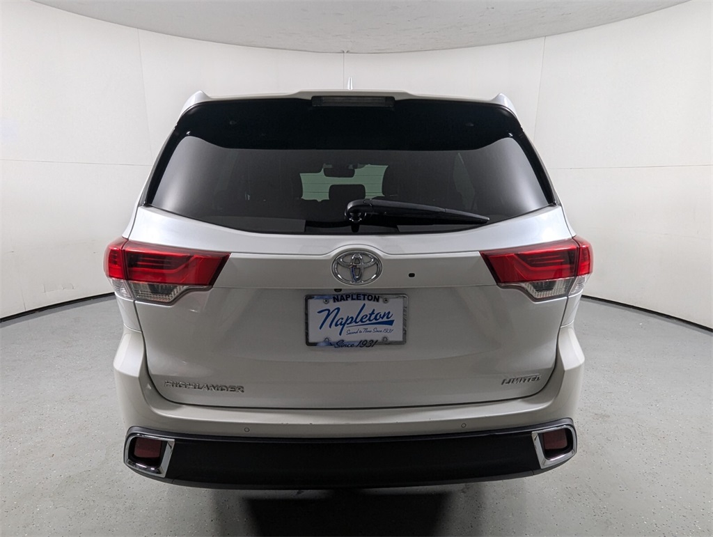 2017 Toyota Highlander Limited Platinum 7