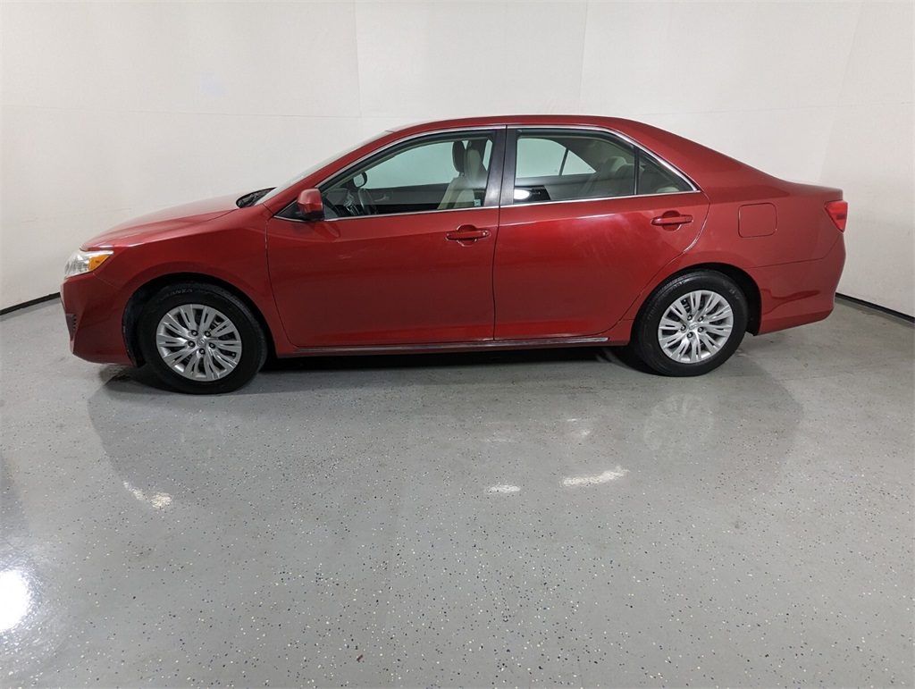 2013 Toyota Camry SE 4