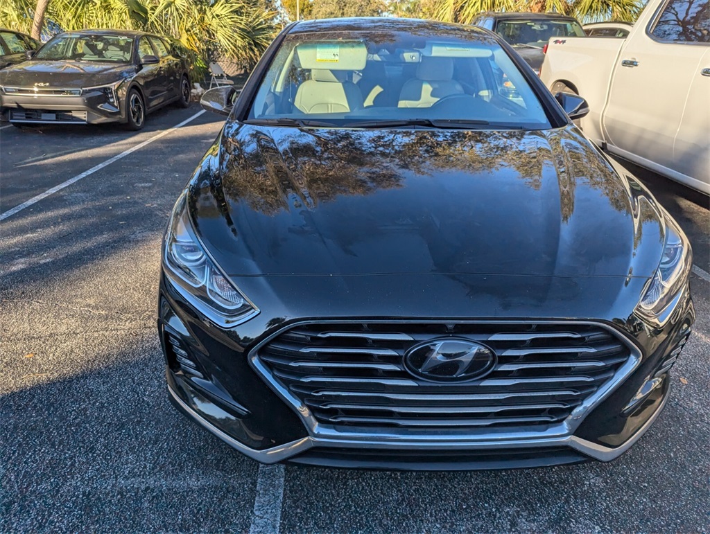 2018 Hyundai Sonata Limited 17