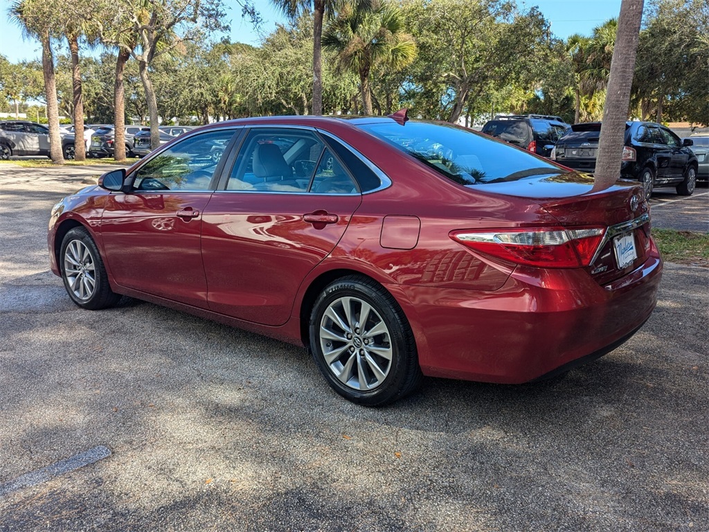 2017 Toyota Camry XLE 5