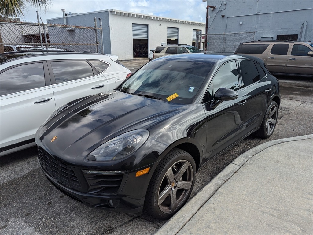 2017 Porsche Macan S 2