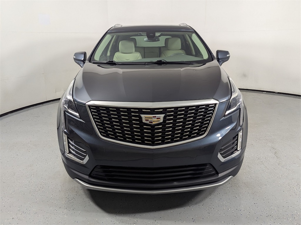 2021 Cadillac XT5 Premium Luxury 2