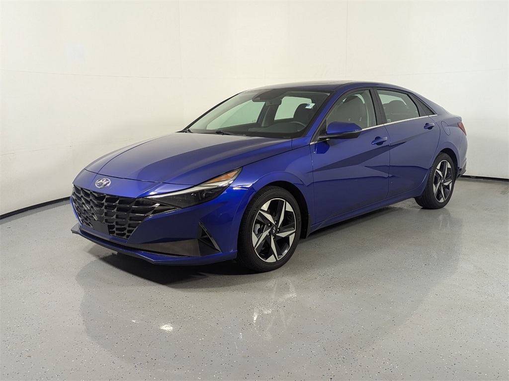 2022 Hyundai Elantra Limited 3