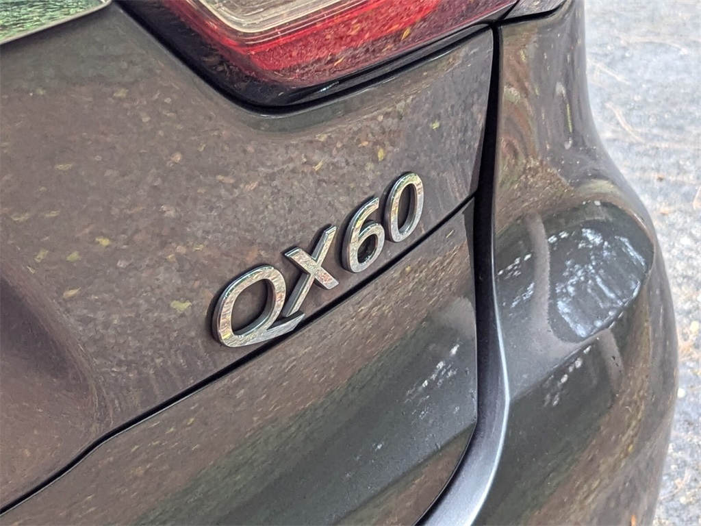 2017 INFINITI QX60 Base 6