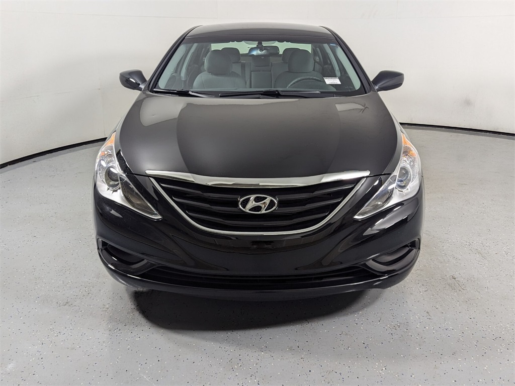 2013 Hyundai Sonata GLS 2