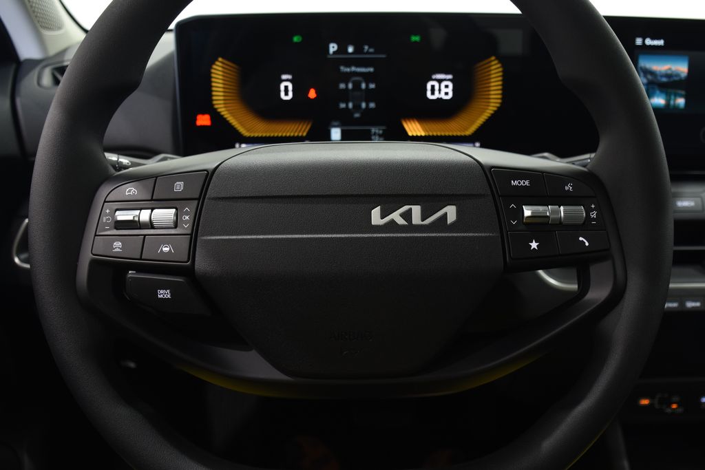 2025 Kia K4 LXS 9