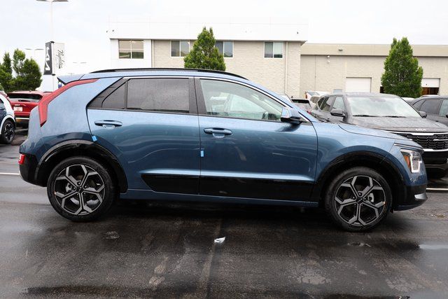 2024 Kia Niro EX Touring 3