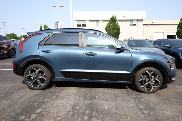 2024 Kia Niro EX Touring 4