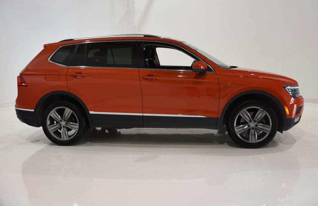 2018 Volkswagen Tiguan 2.0T SEL Premium 3