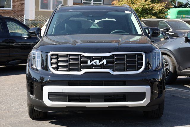 2025 Kia Telluride S 3