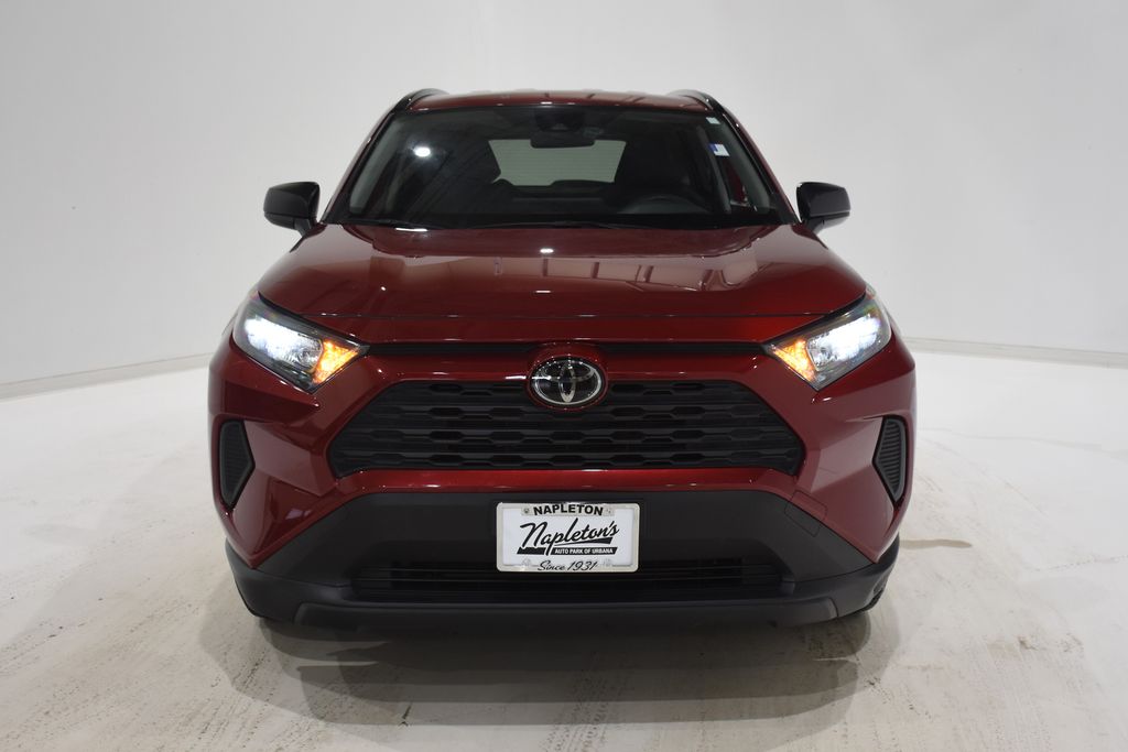 2019 Toyota RAV4 LE 2