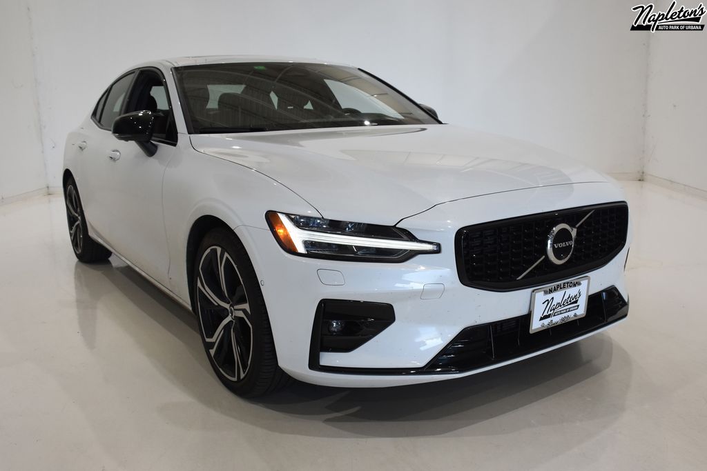 2024 Volvo S60 Ultimate 1