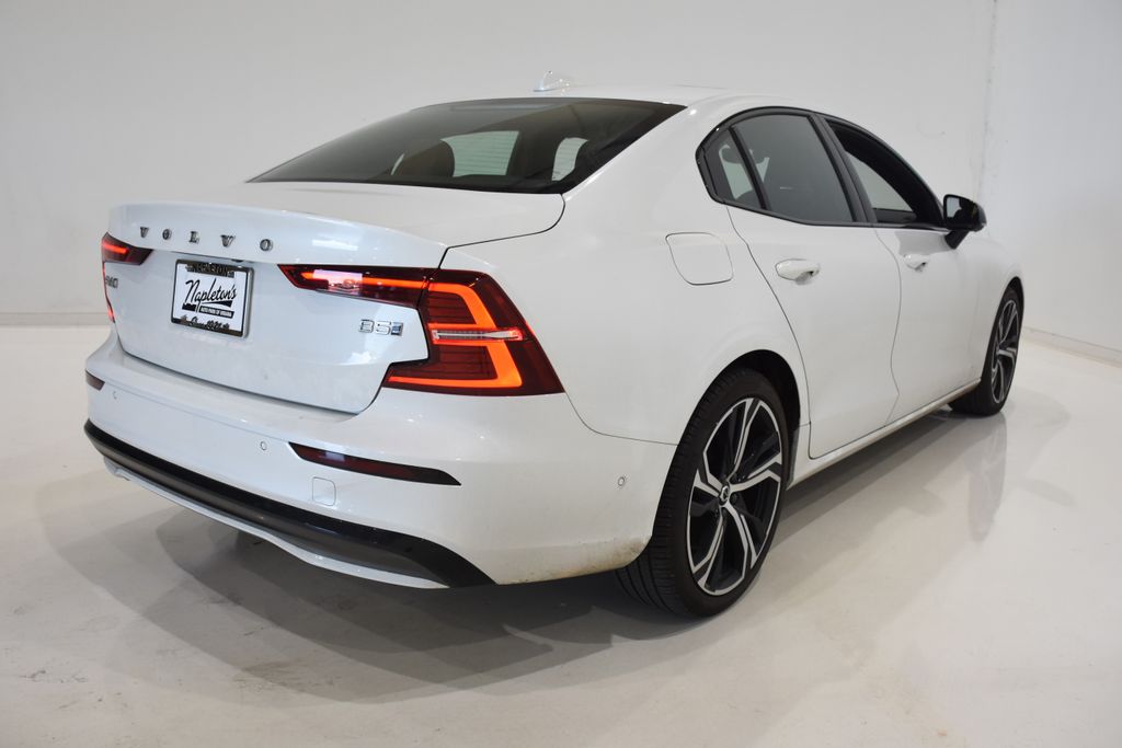 2024 Volvo S60 Ultimate 4