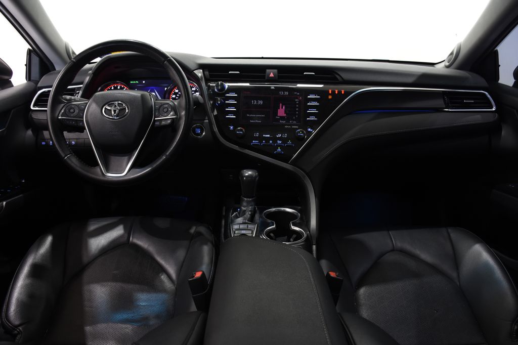 2018 Toyota Camry XSE 8