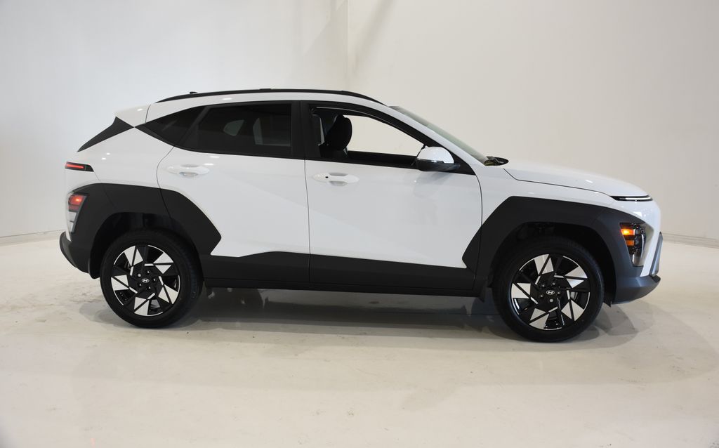 2025 Hyundai Kona SEL 3