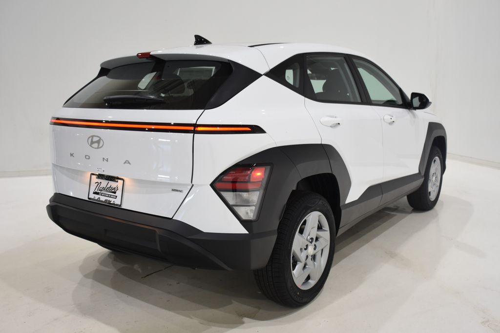 2025 Hyundai Kona SE 4