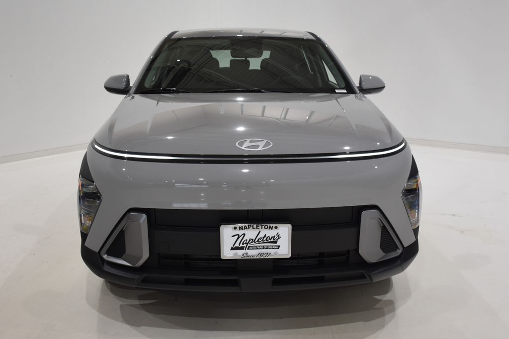 2025 Hyundai Kona SE 2