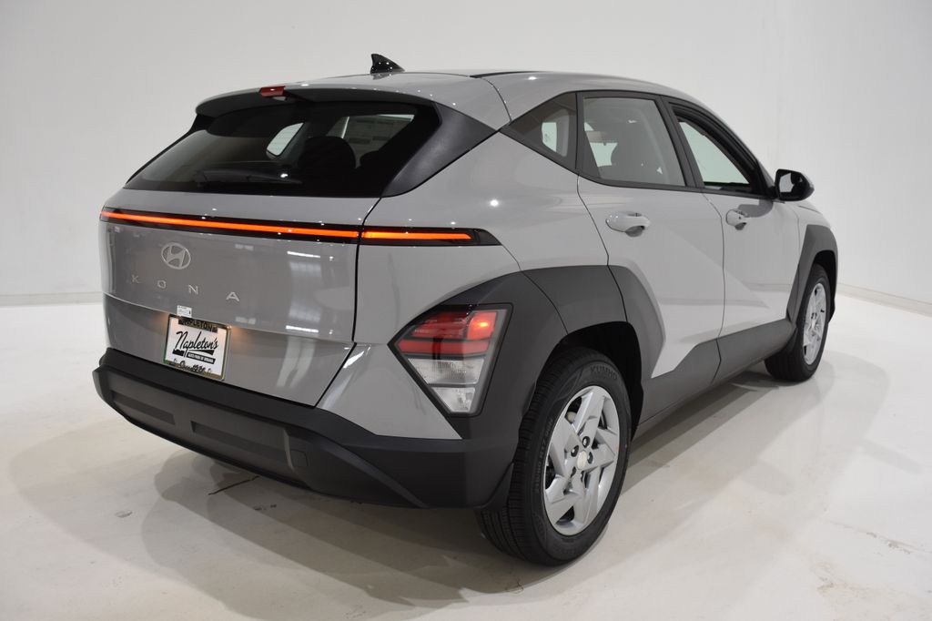 2025 Hyundai Kona SE 4