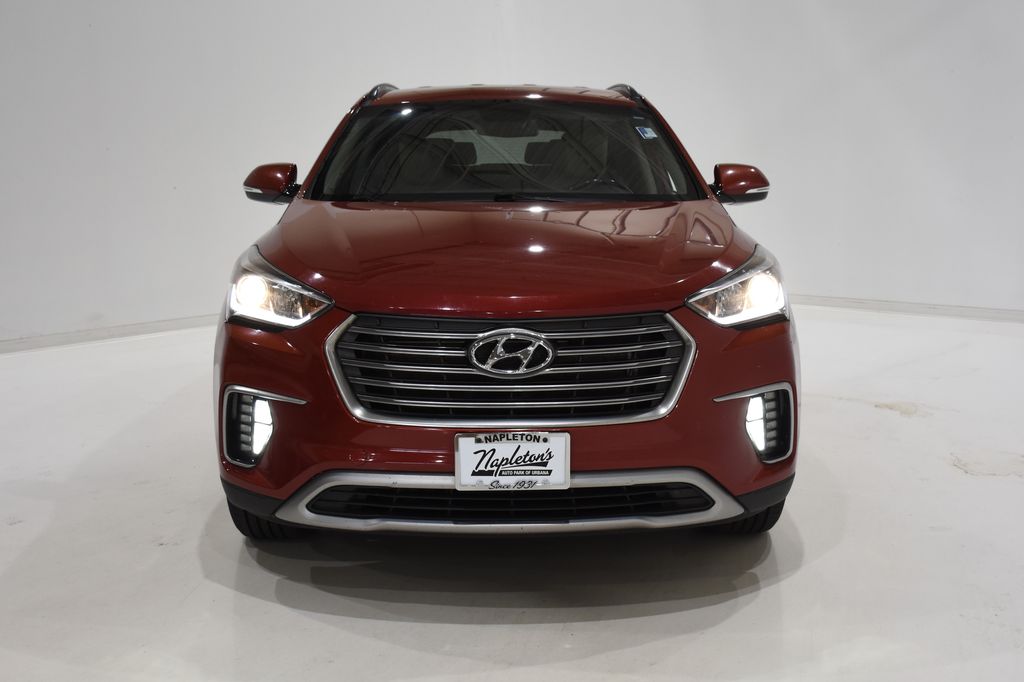 2018 Hyundai Santa Fe SE 2