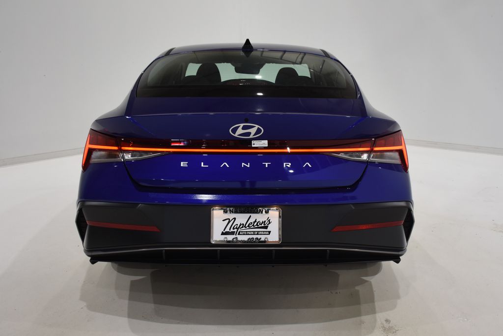 2024 Hyundai Elantra SEL 5