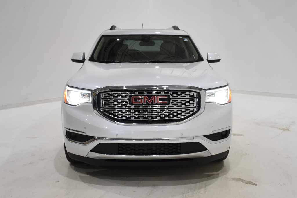 2017 GMC Acadia Denali 2