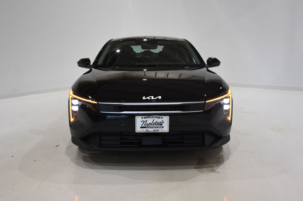 2025 Kia K4 LXS 2