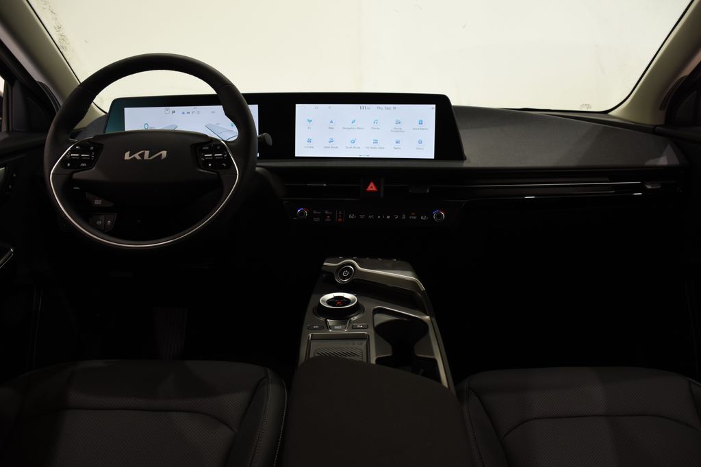 2024 Kia EV6 Wind 8