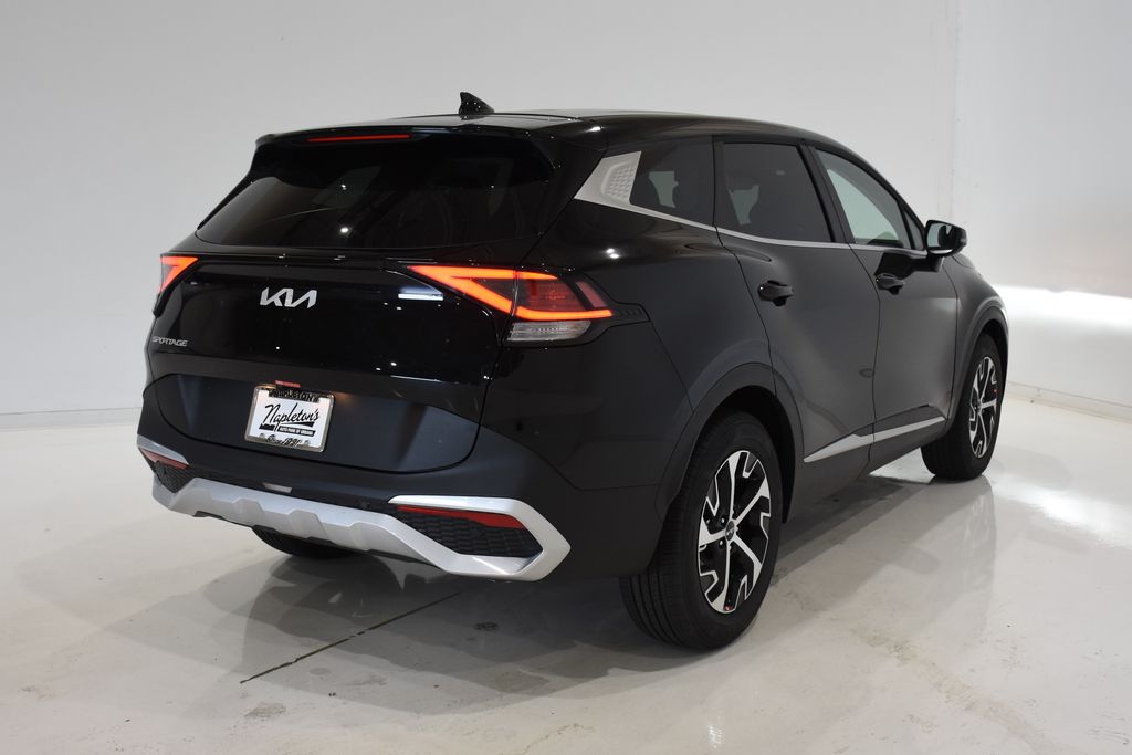 2025 Kia Sportage EX 4