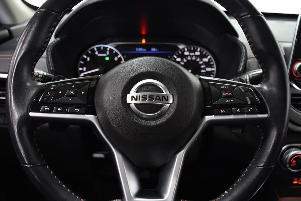 2021 Nissan Altima 2.5 SR 10