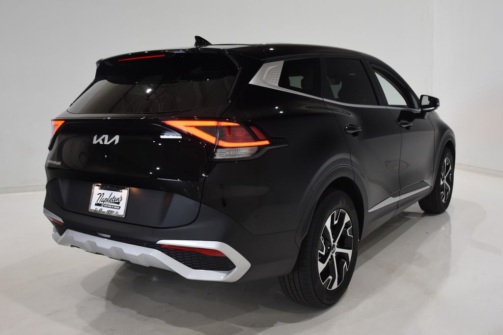 2025 Kia Sportage EX 4