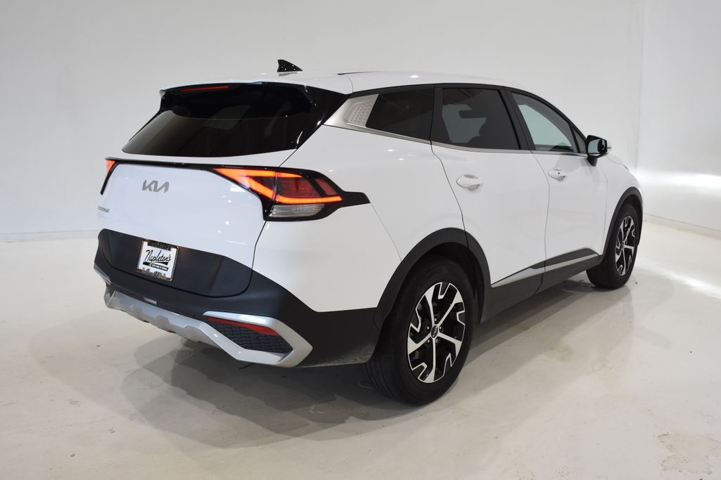 2023 Kia Sportage EX 3