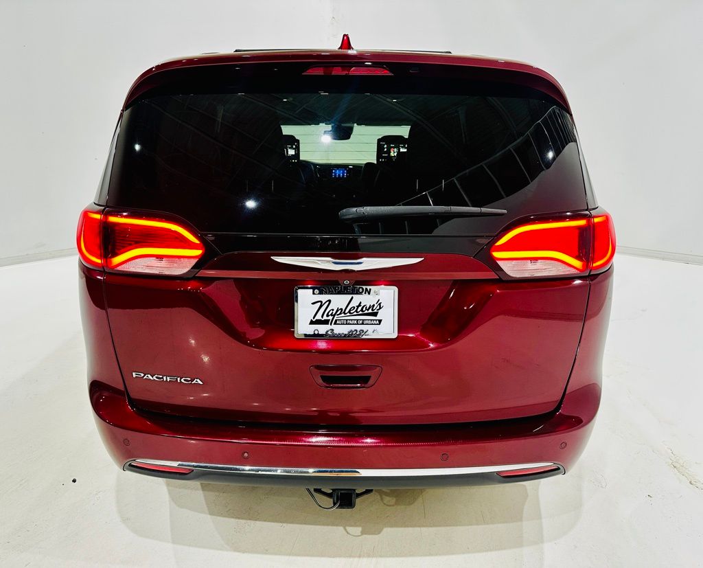 2017 Chrysler Pacifica Touring L Plus 5