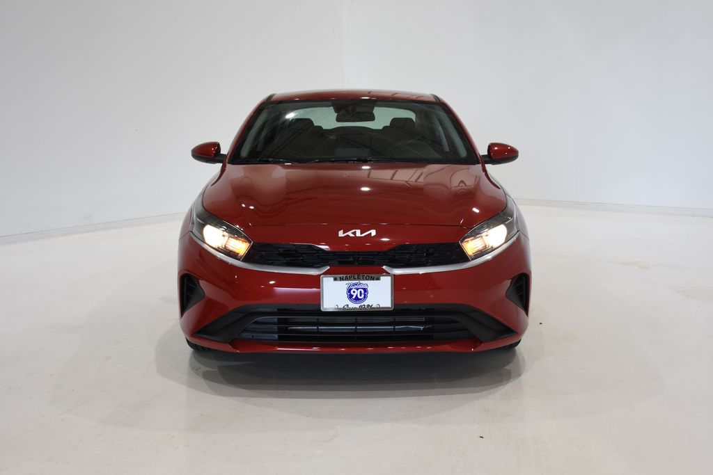 2024 Kia Forte LXS 2