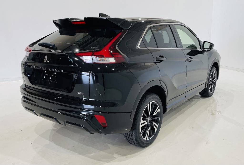 2024 Mitsubishi Eclipse Cross SEL 4