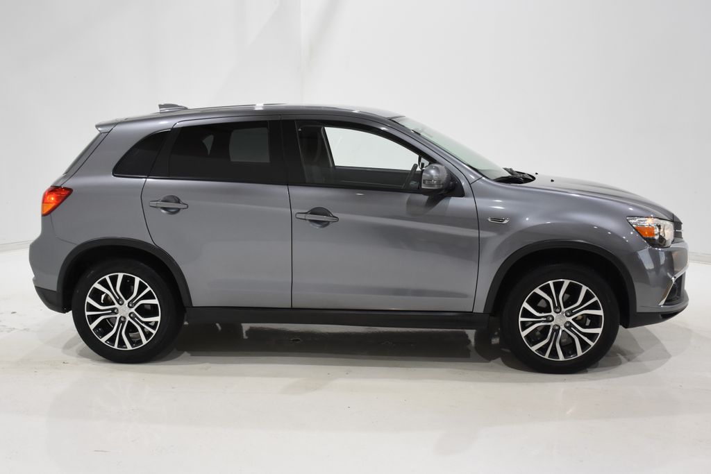 2019 Mitsubishi Outlander Sport 2.0 ES 3