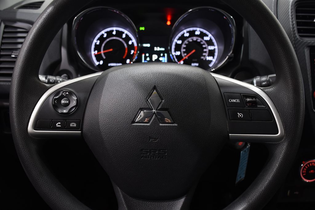 2019 Mitsubishi Outlander Sport 2.0 ES 9