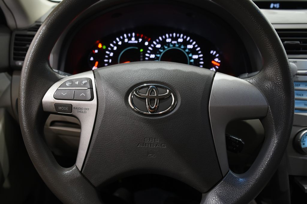 2009 Toyota Camry Base CE 10