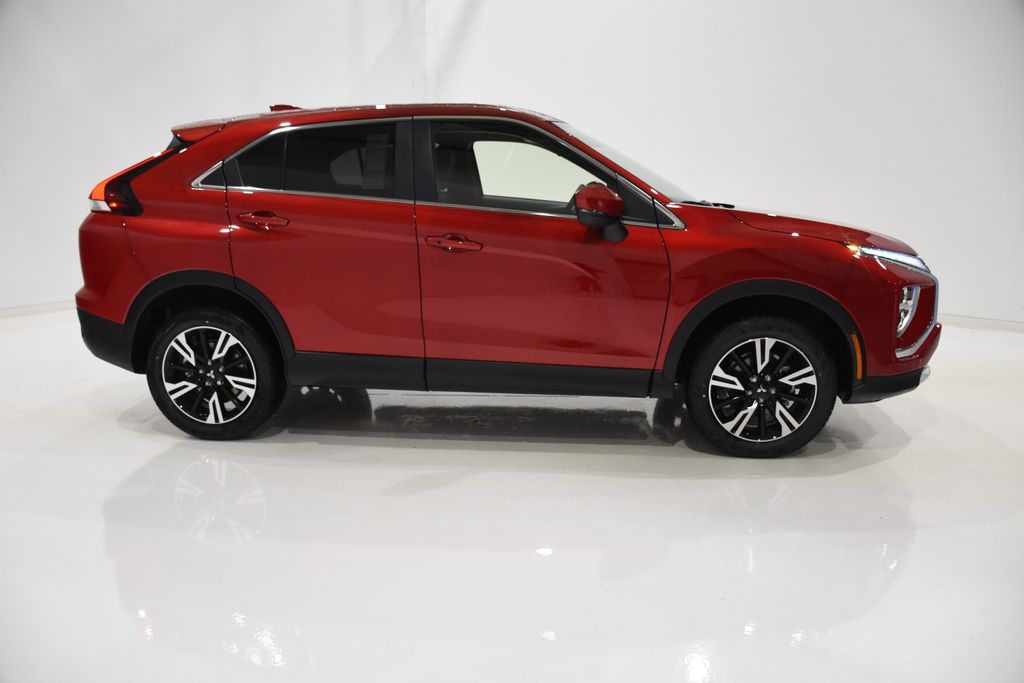 2024 Mitsubishi Eclipse Cross SE 3