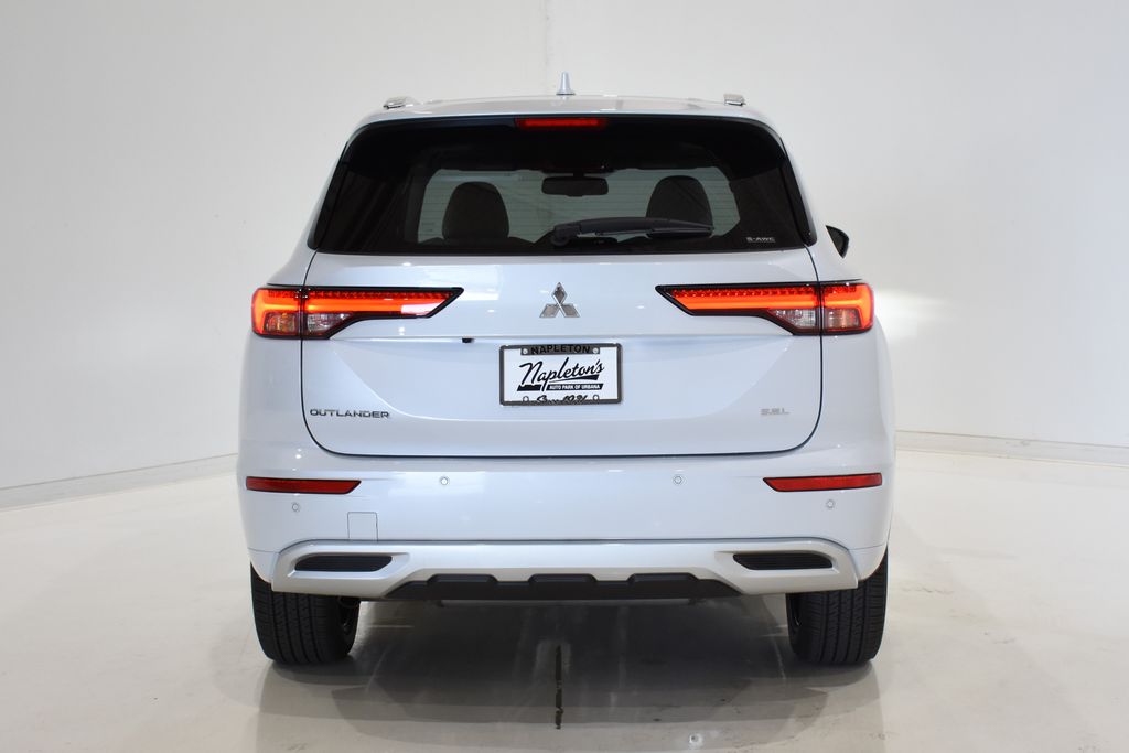 2024 Mitsubishi Outlander SEL 5