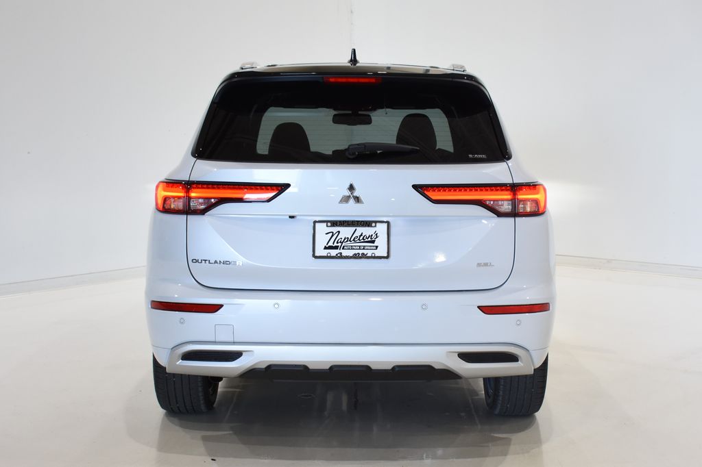 2024 Mitsubishi Outlander SEL 5