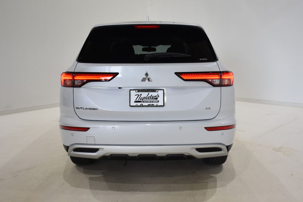 2024 Mitsubishi Outlander SE 5